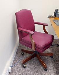 [#B13-14] Red task chair with arms