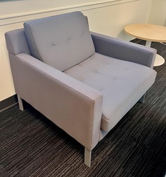 [#B12-47] Lounge Chair