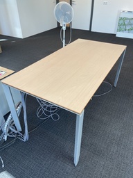 [#C5-10] Desk 160 x 80 cm