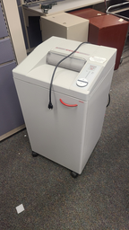 [#H12-12] Déchiqueteuse sur roues