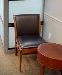 [#B9-7] Black side chair no arms