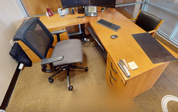 [#E6-2] L-shaped desk