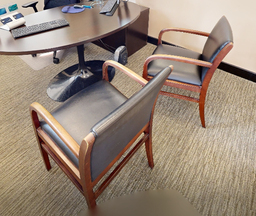 [#B9-3] Black guest chair with arms