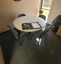 [#C2-9] Round Table