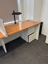 [#E3-10] Straight desks maple color with white base