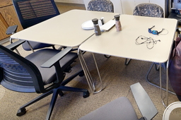 [#C2-12] Square kitchen table