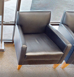 [#B12-6] Black lounge chair