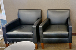 [#B12-4] Black lounge chairs