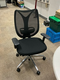 [#B13-120] Black office chair