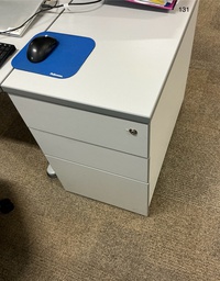 [#D16-131] Desk cabinet 3 drawers