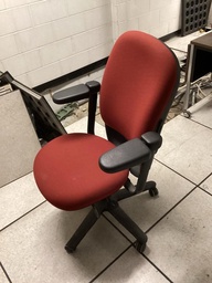 [#B13-14] Drive chair