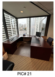 [#E7-21] WOOD U-SHAPE DESKS (RH DESK)