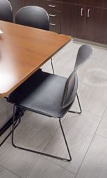 [#B8-5] Black side chair no arms