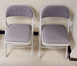 [#B8-4] Folding chair, wht