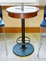 [#C4-13] Lab standing display table