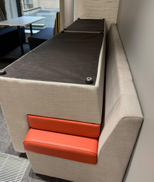 [#B2] Mobile Bench