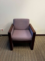 [#B12-78] LOUNGE CHAIR, PINK, NO TAG