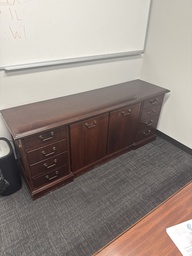 [#D5-32] credenza