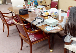 [#C7-24] Large conference table