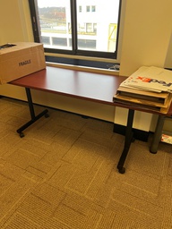 [#C12-35] training table with castors