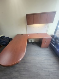 [#E6-5] L shape desk w/hoverhanging comp+ped w/m