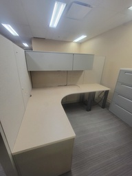 [#A2-13] Station w/hoverhanging comp.+ped w/m