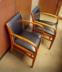 [#B9-6] Black guest chair