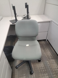 [#B12-477] Green office chair 