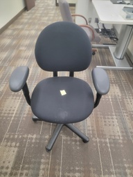 [#B13-668] Office chair black (photo representation)