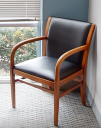 [#B9-5] Black guest chair