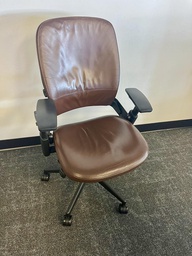 [#B13-48] Task Chair - Leather Leap v2