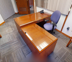 [#E6-3] L Shape Desk w/ glass top
