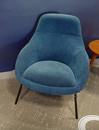 [#B12-4] Blue lounge chair