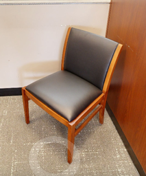 [#B9-6] Black side chair no arms