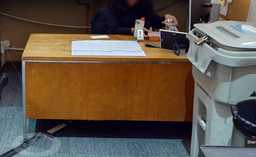 [#E2-3] Classic Desk