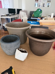 [#J1] Plant Pots