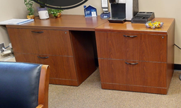 [#D5-9] Credenza