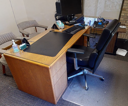 [#E4-6] Desk - 2 Peds/Drawers