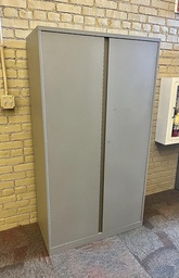 [#D22-42] Storage Closet - 2R H 65