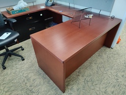[#E7-108] Desk U - 66x92