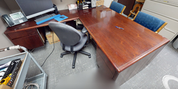 [#E6-3] L-shaped desk
