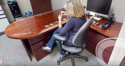 [#E6-4] L-shaped desk