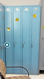 [#00-19] Blue lockers