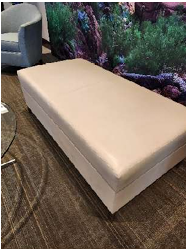[#B2-3] Lobby Bench