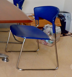 [#B8-5] Blue side chair