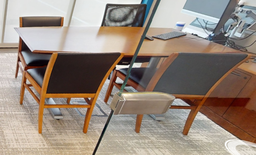 [#C5-9] Conference table