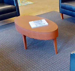 [#C3-10] Oval coffee table