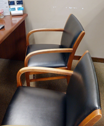 [#B9-4] Black guest chair