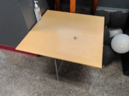 [#C4-7] Square Table