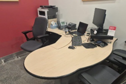 [#E6-9] L-Shaped Suites